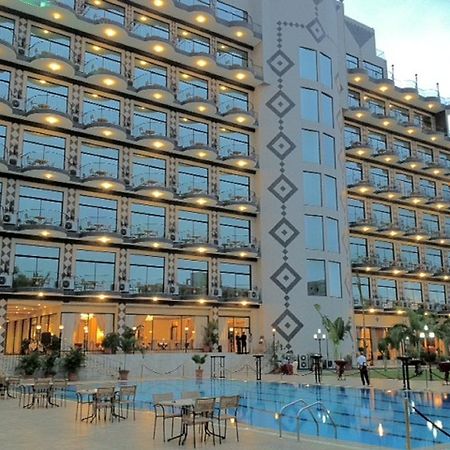 פוינט נואר Atlantic Palace Hotel מראה חיצוני תמונה