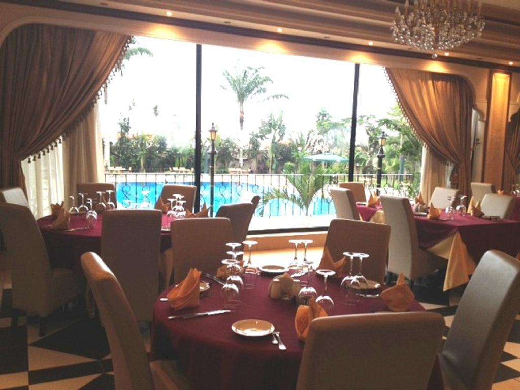 פוינט נואר Atlantic Palace Hotel מראה חיצוני תמונה