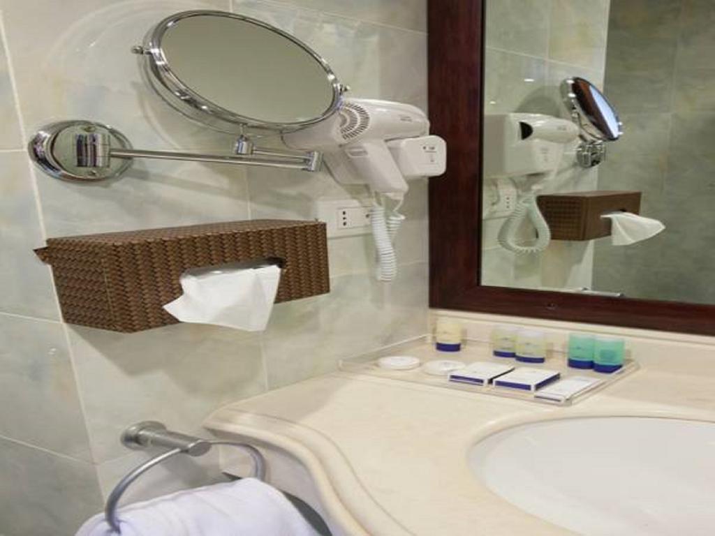 פוינט נואר Atlantic Palace Hotel מראה חיצוני תמונה